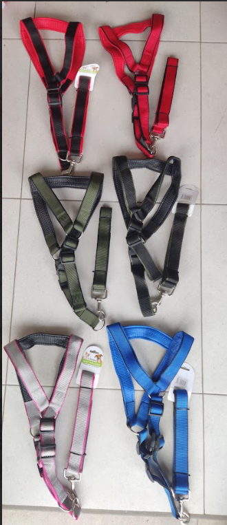 Pechera Engomada Resistente para Perros